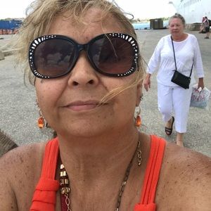 Meet your Posher, Pat